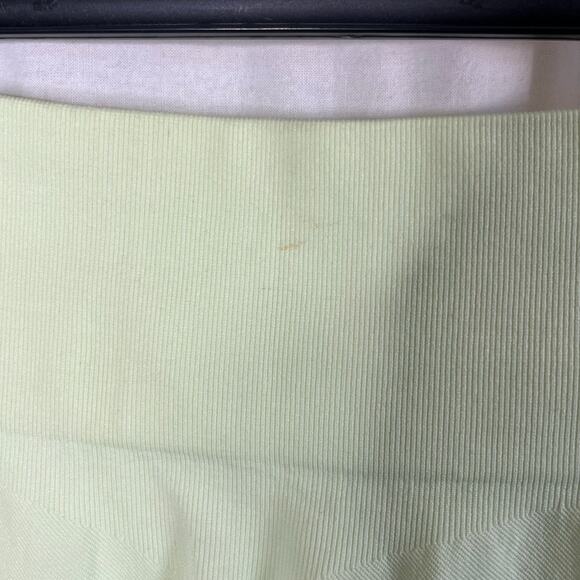 Bo and Tee High Rise Crop Neon Green Leggings NEW Logo on Leg Size XS Petite - Picture 5 of 11